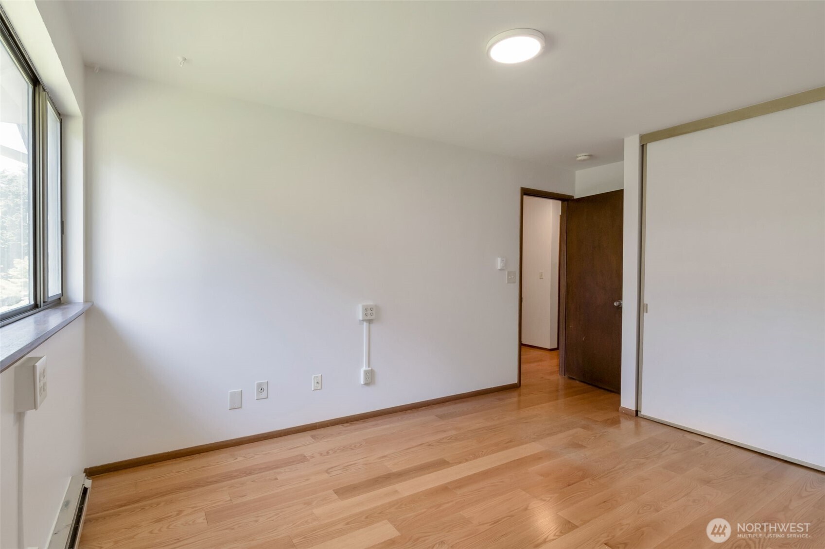 2nd bedroom upstairs
