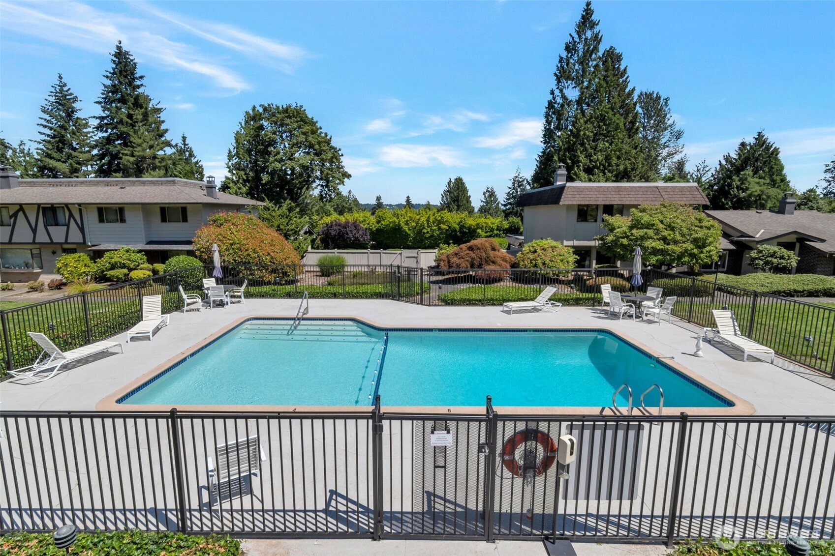 Outdoor swimming pool