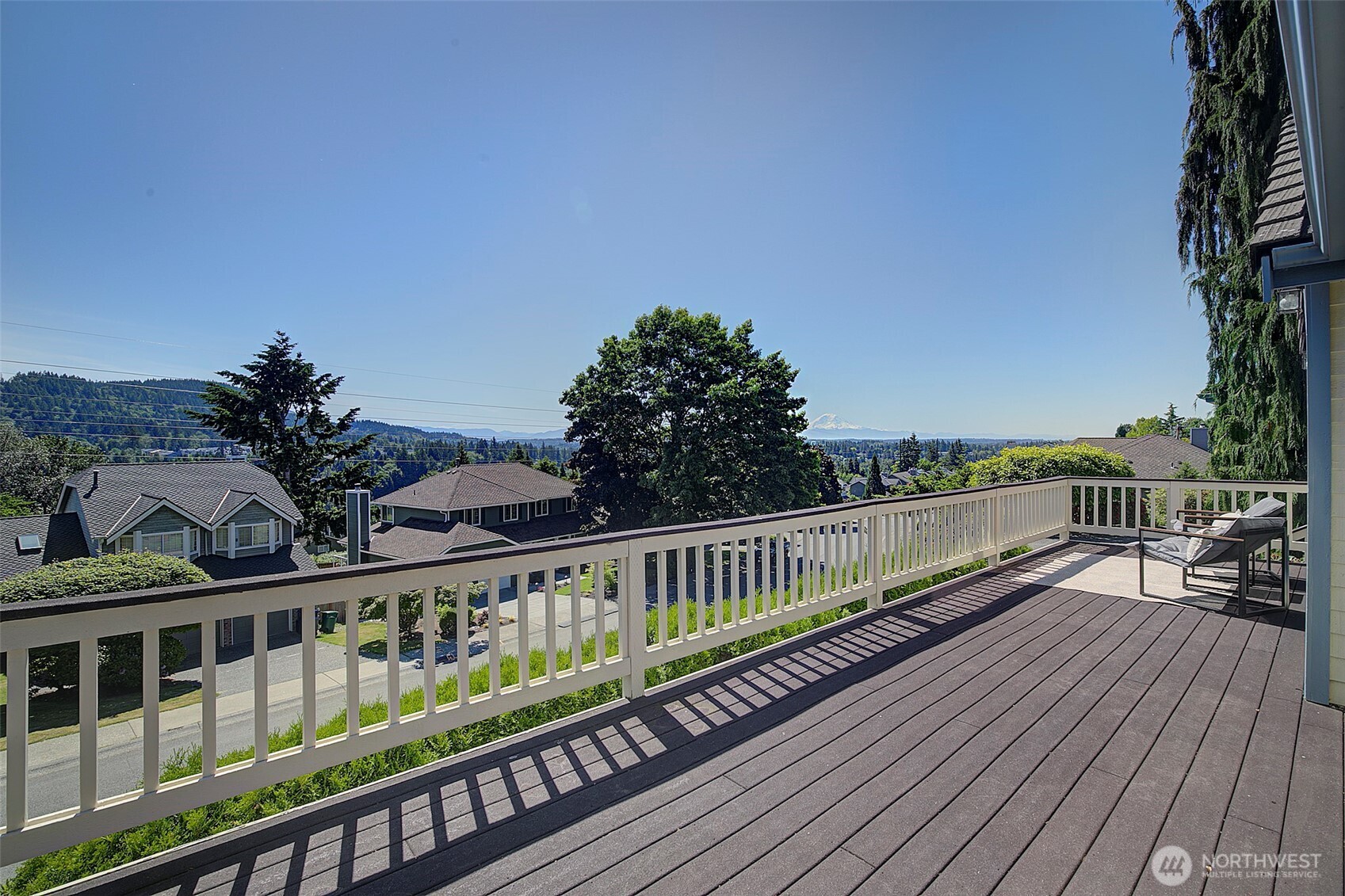 Large deck with mountain and territorial views.