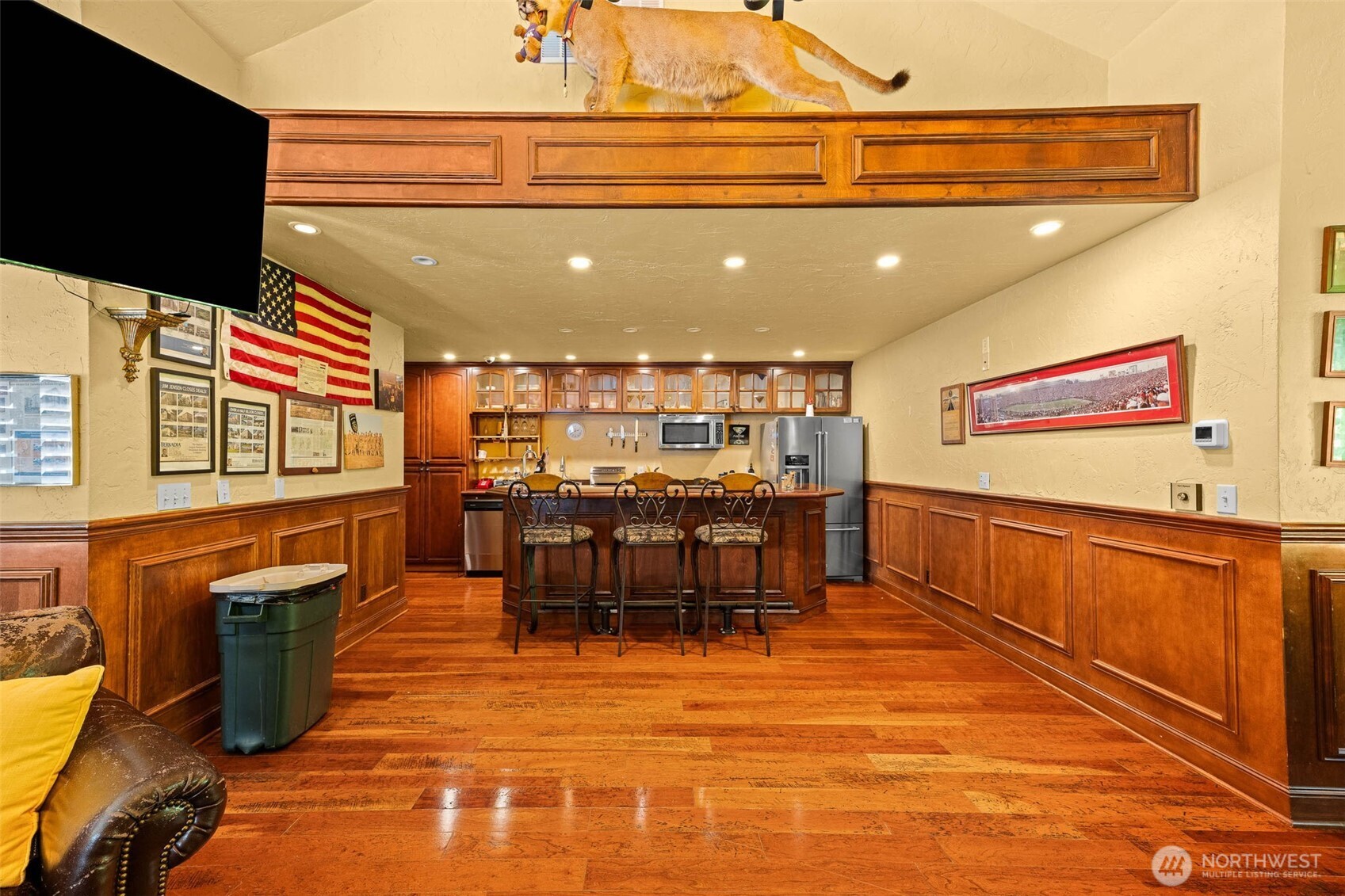 Bar and Den
