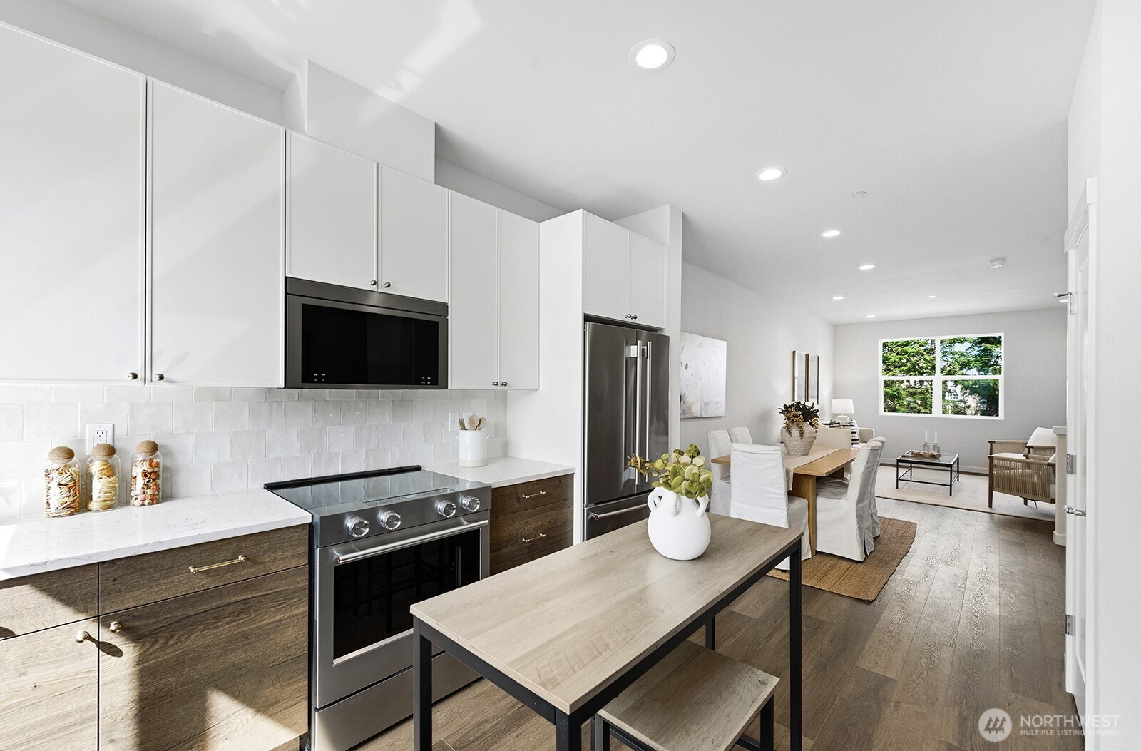 Pictures of model home. The interior spec is identical.