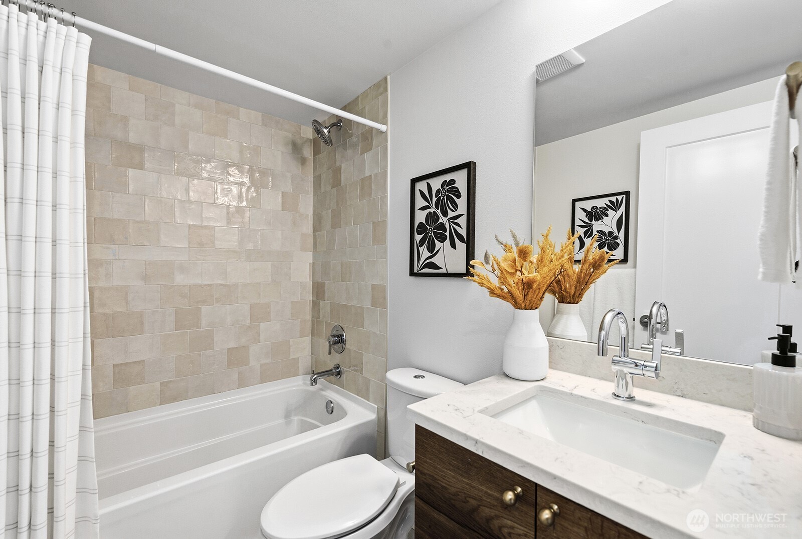 Pictures of model home. The interior spec is identical.