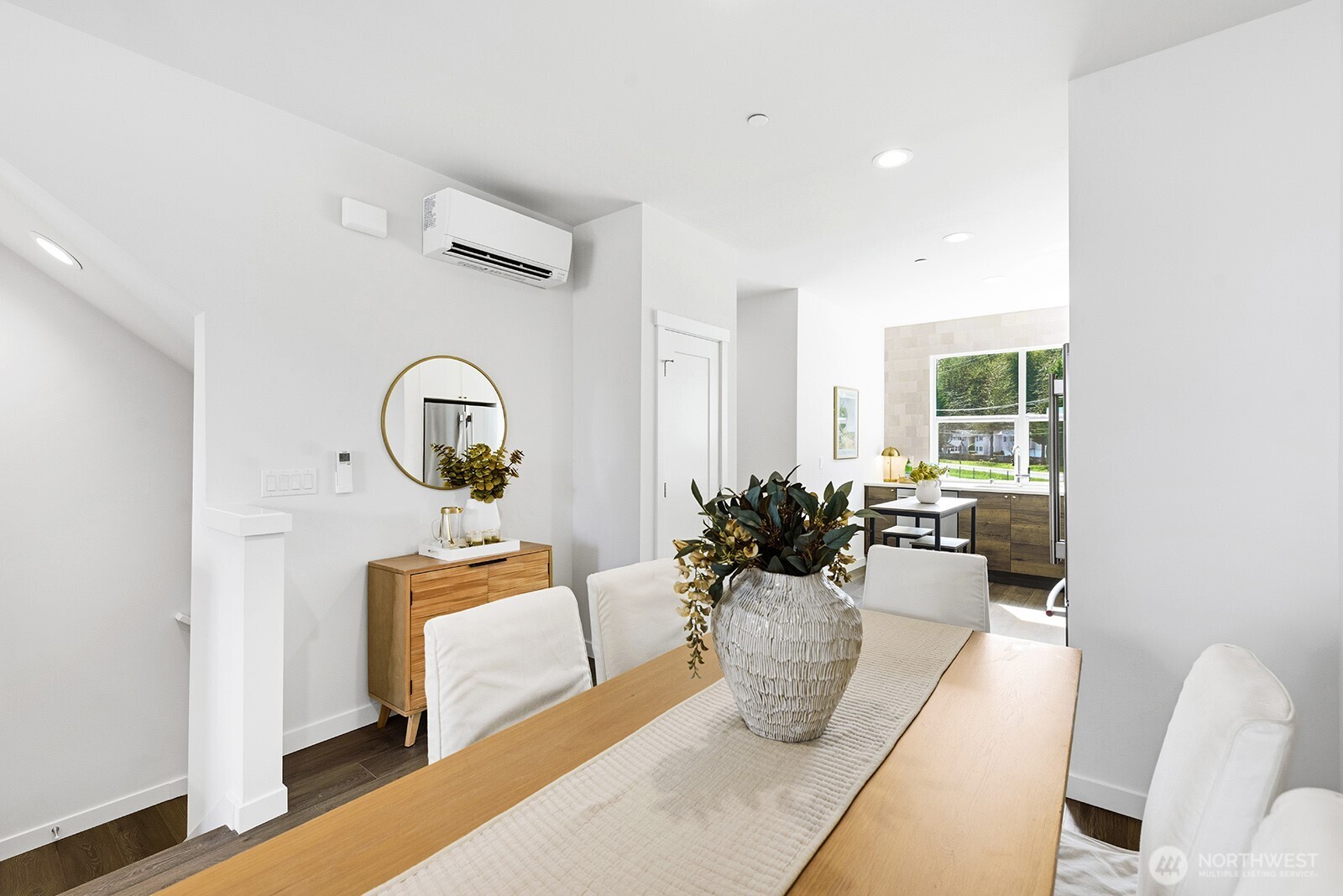 Pictures of model home. The interior spec is identical.
