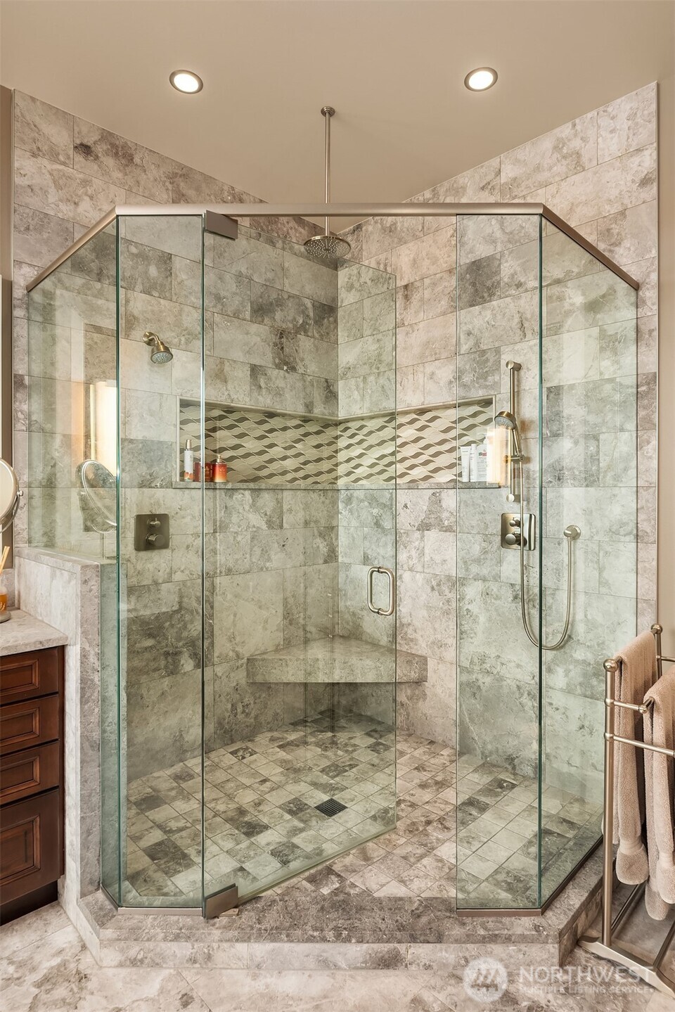 Walk in shower multiple shower heads