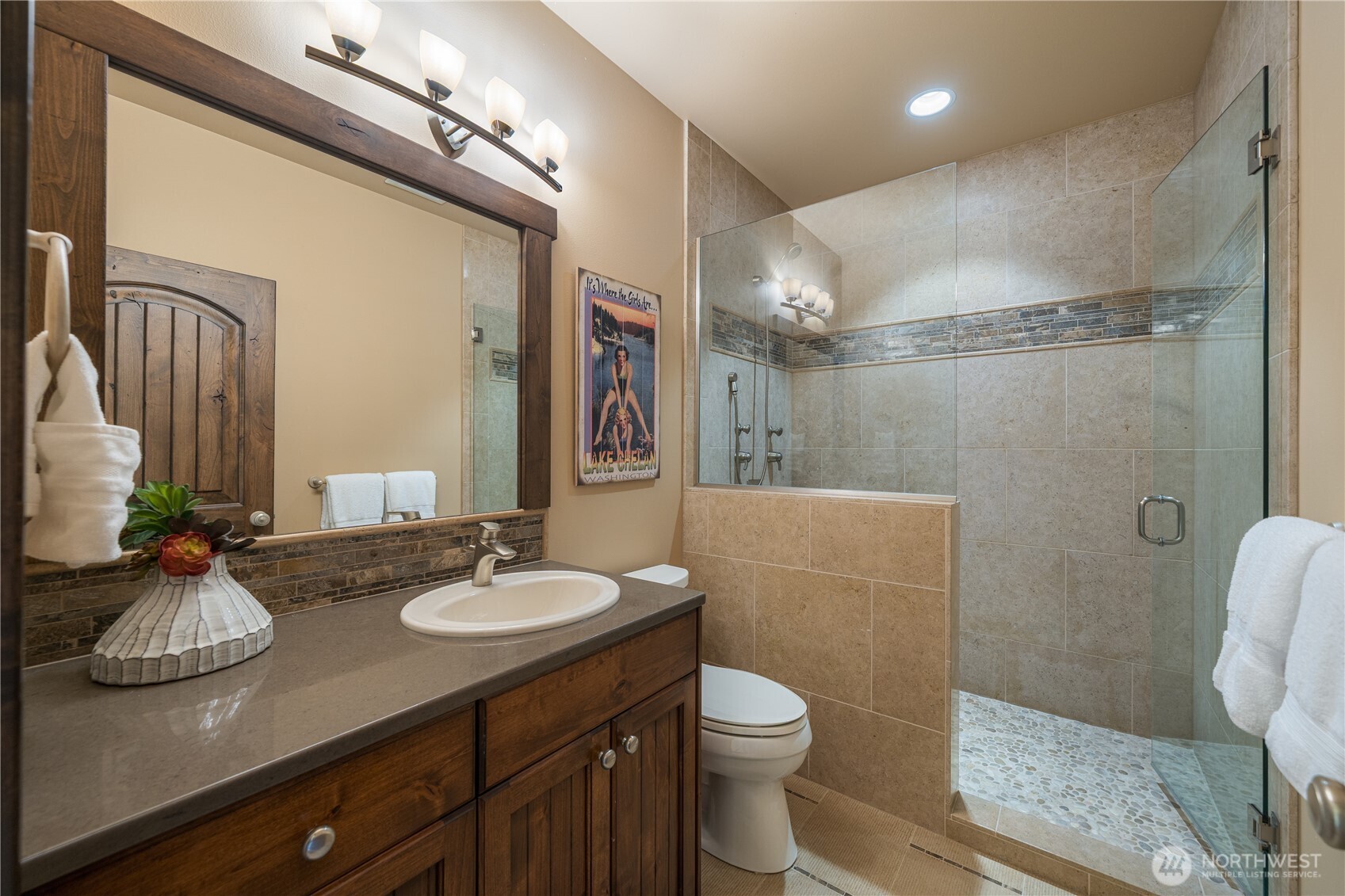 Bathroom 2 above garage