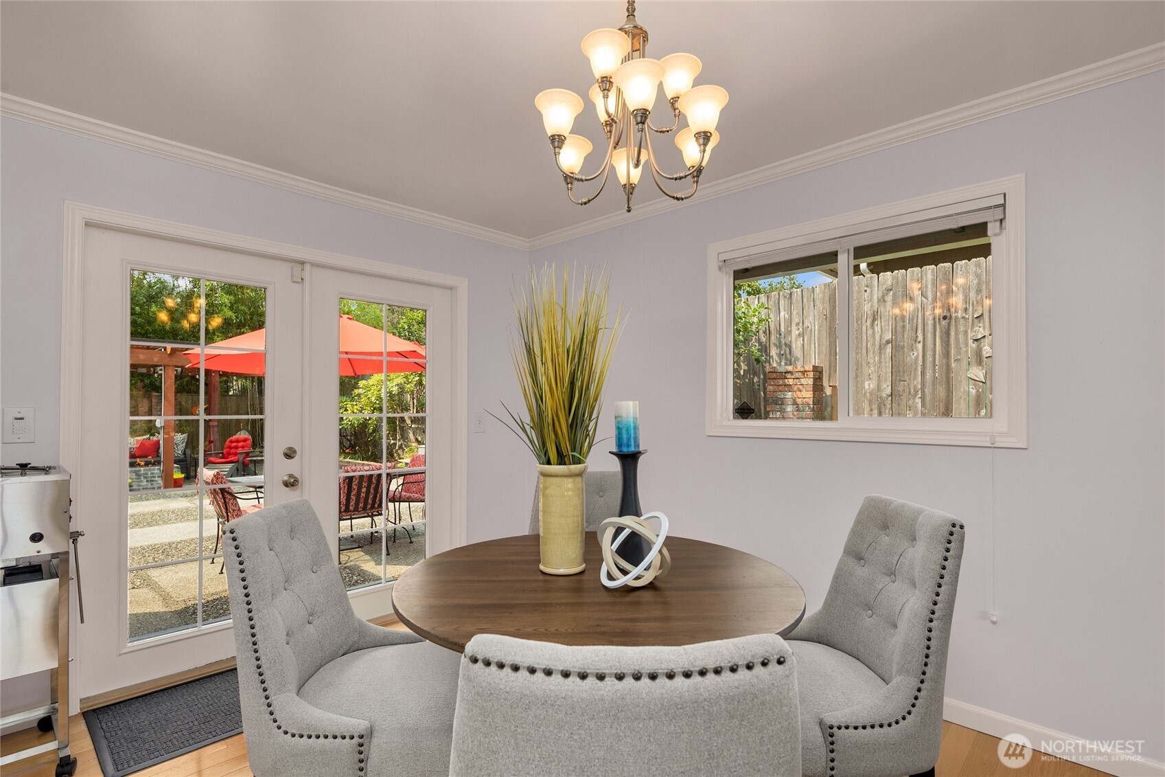Inviting a gathering of friends or an intimate dinner this dining room is flexible for any situation.