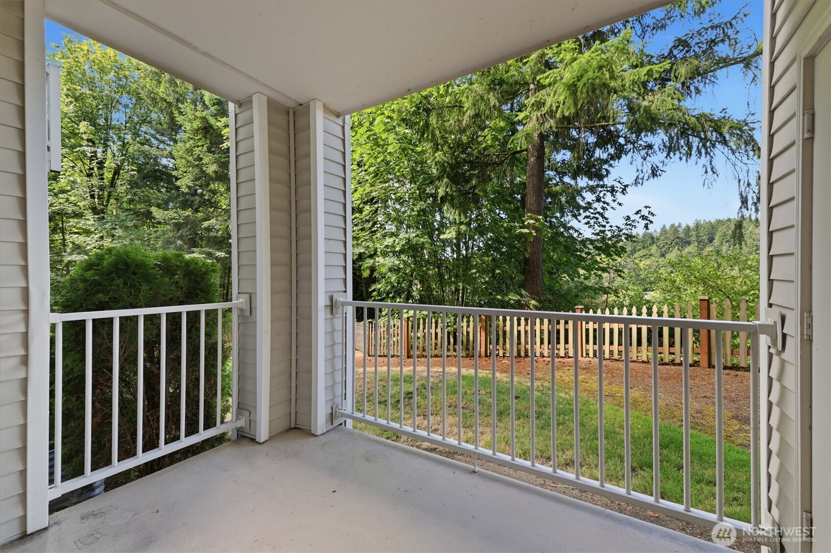 Outdoor space that looks out to a private and tranquil scenery.