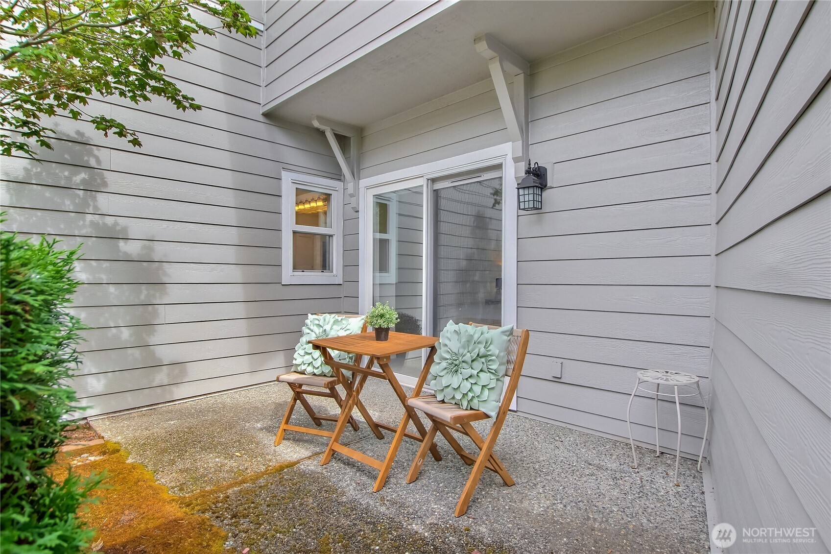 Patio space off the primary bedroom
