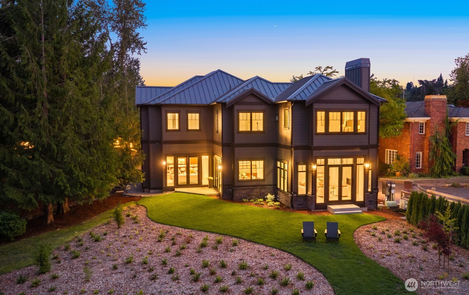 Over 38,000 square feet of private landscape unfold, setting the stage for a waterfront lifestyle shaped by water, light, and tranquility.