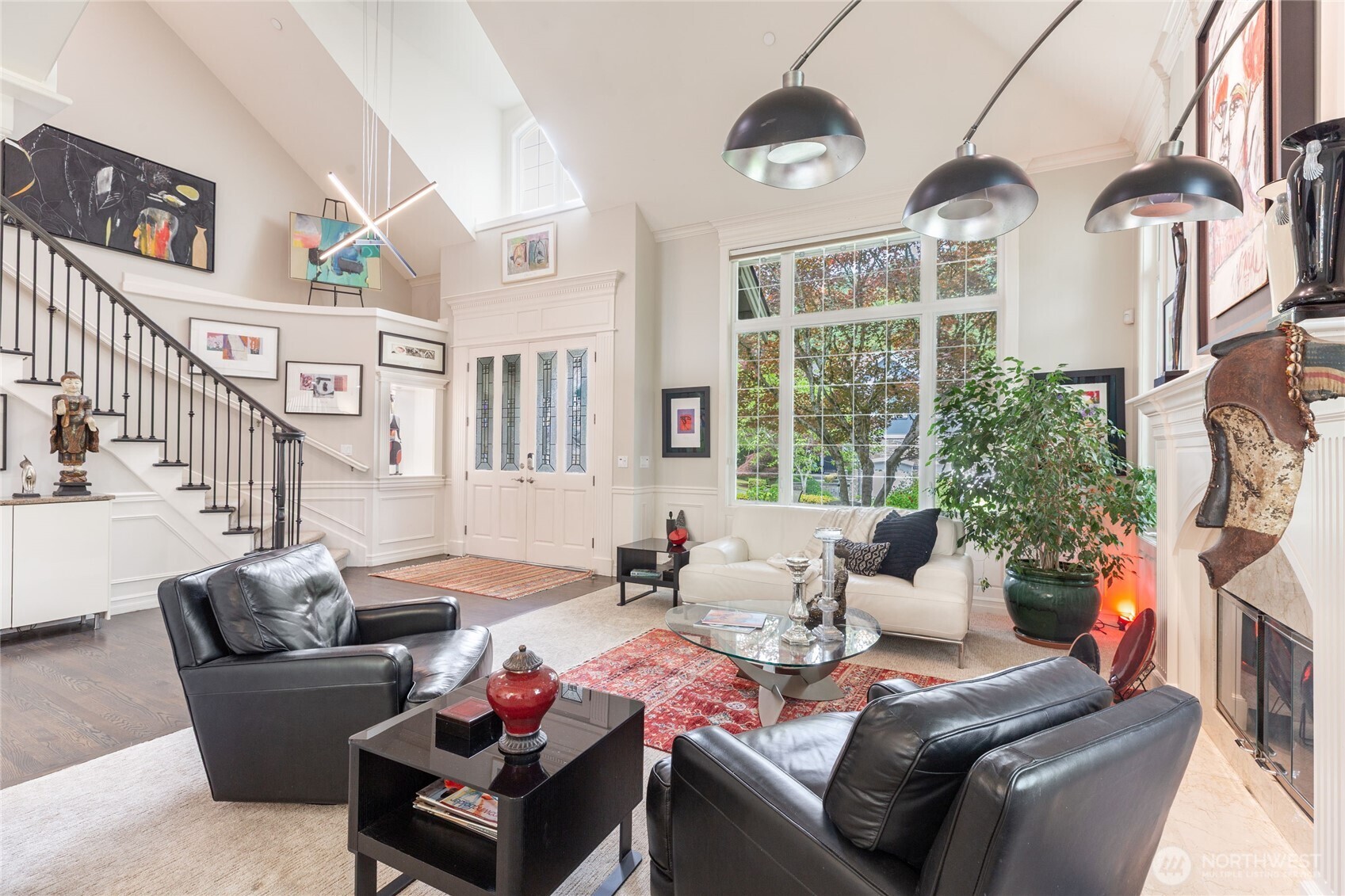 Light filled living space with vaulted ceilings