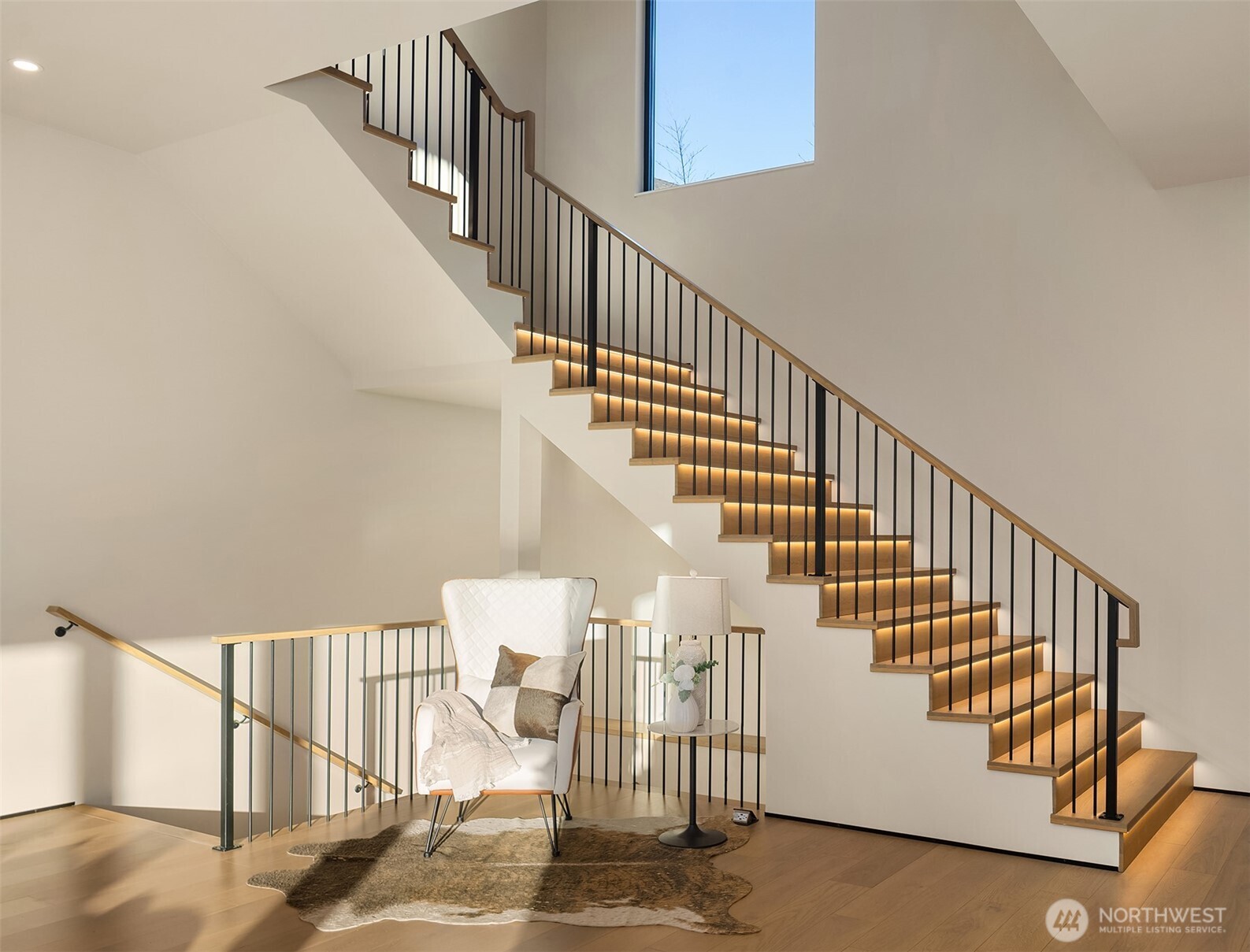 Step lights on both sets of staircases