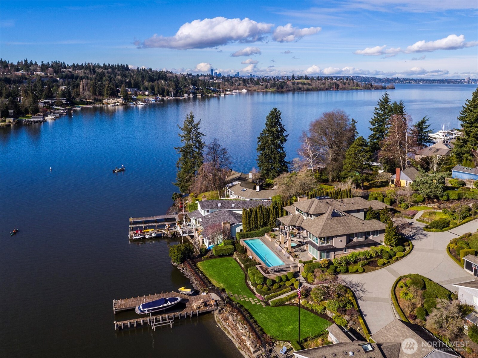 Gorgeous lakeside living.