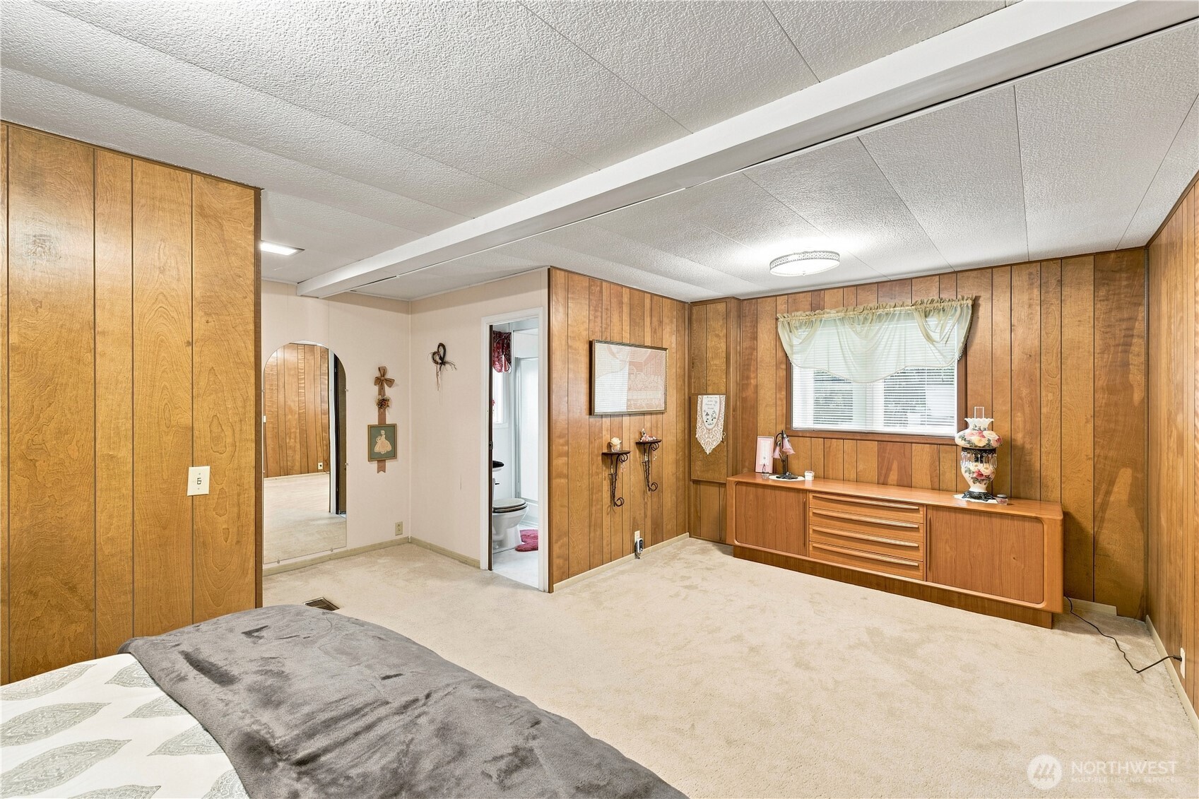 A different view of the primary bedroom.