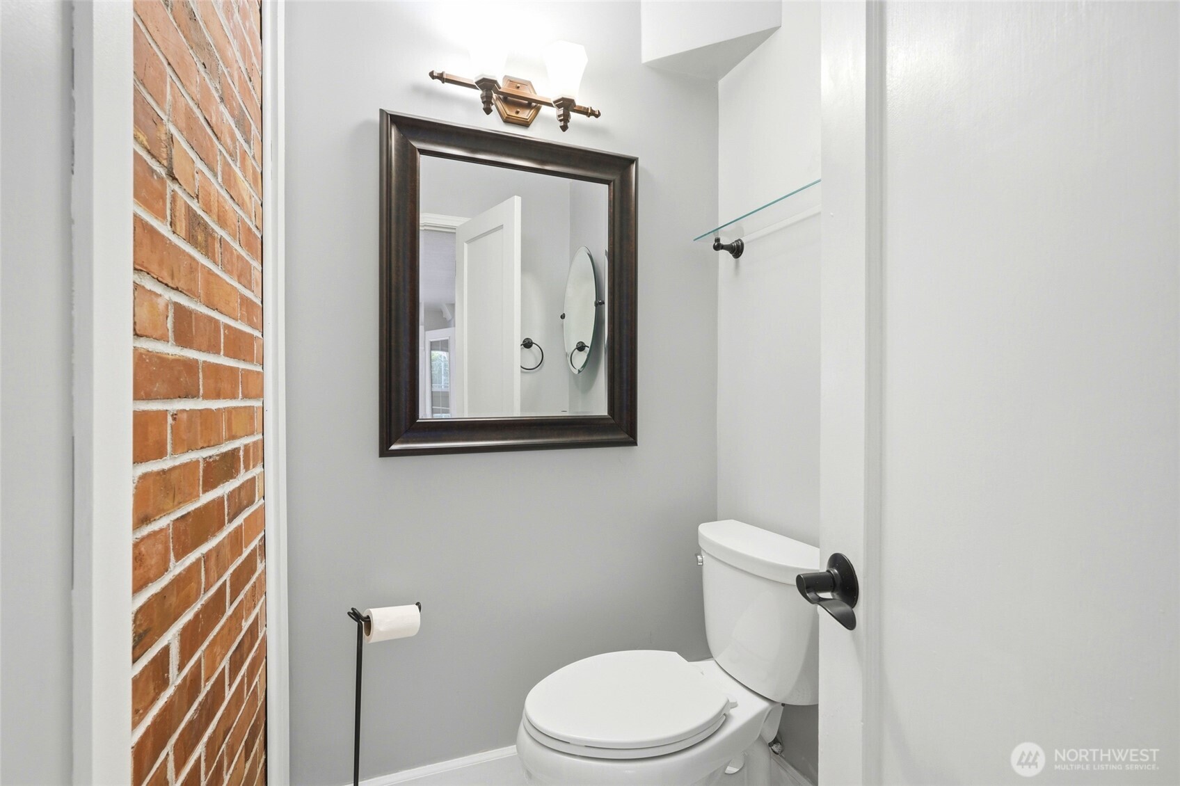 Nicely designed remodelled all bathrooms in the home.