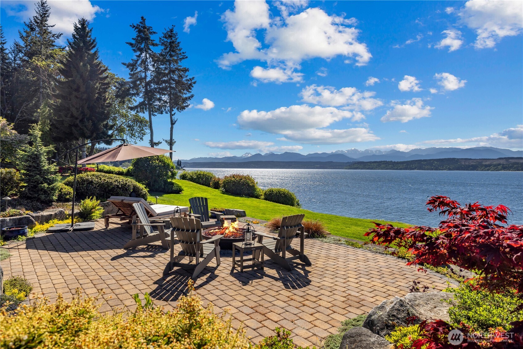 Sundog Ranch - a one of a kind, priceless, no expense spared, never intended to be sold, waterfront estate.