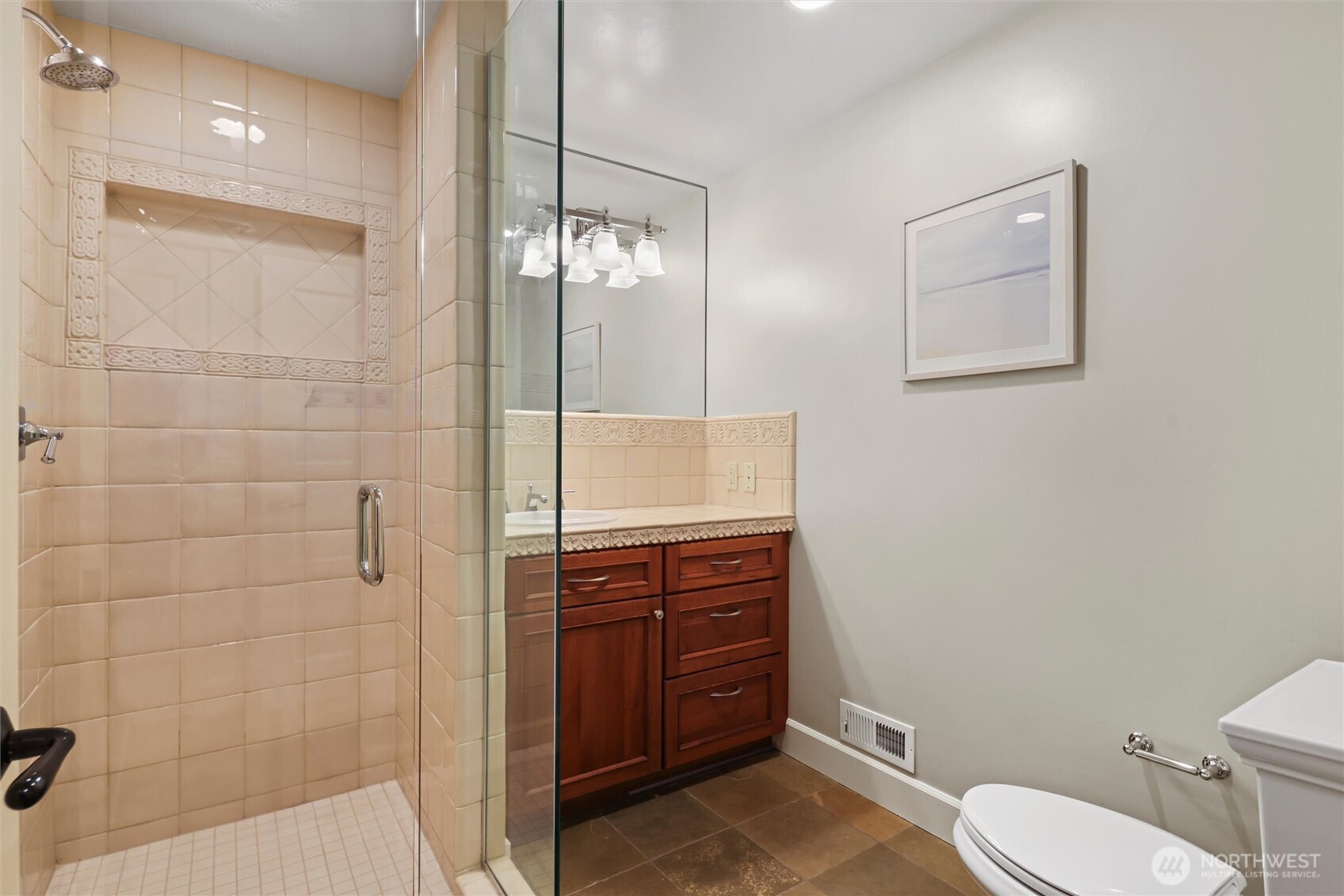 3/4 bath with walk-in shower