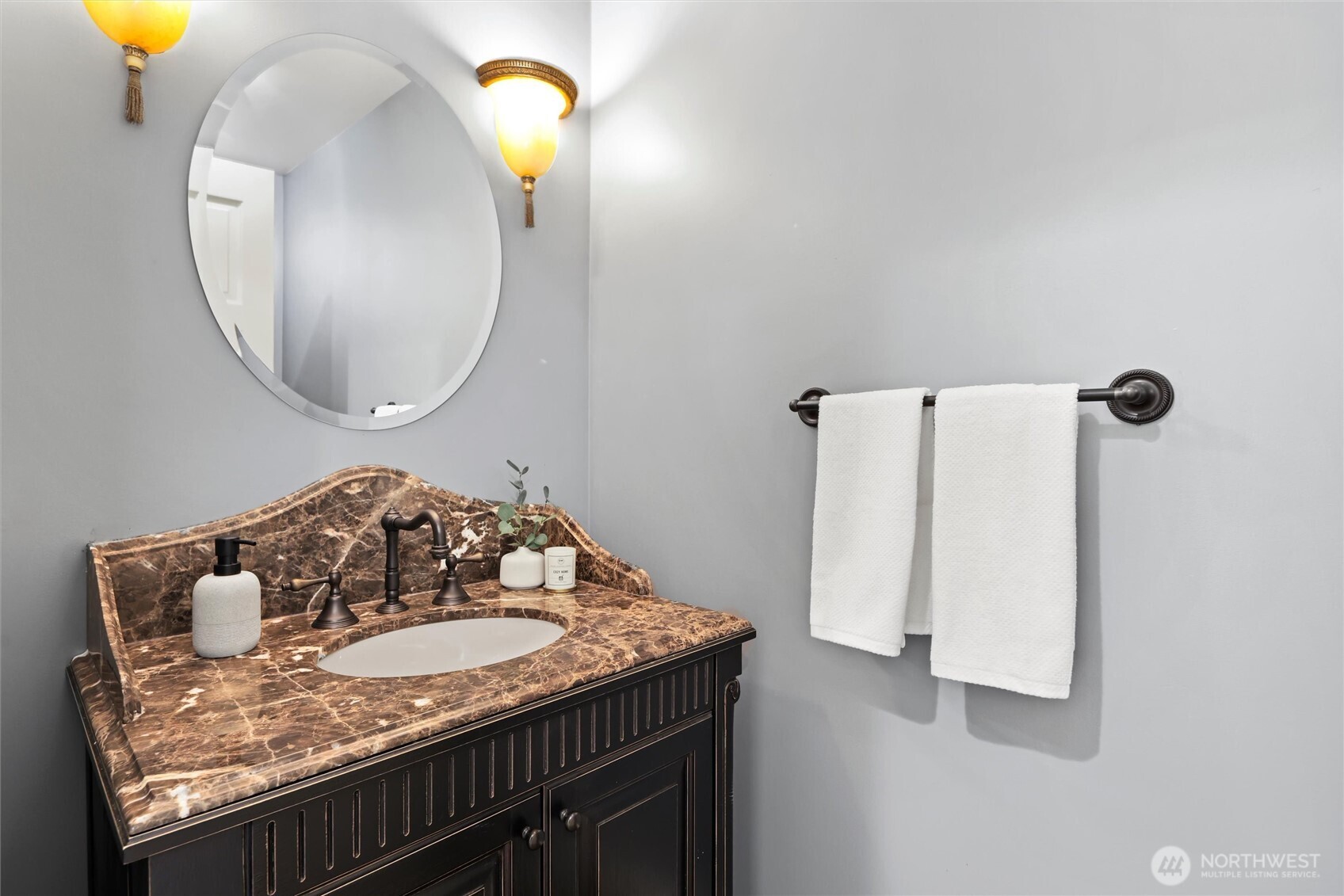 1/2 bath