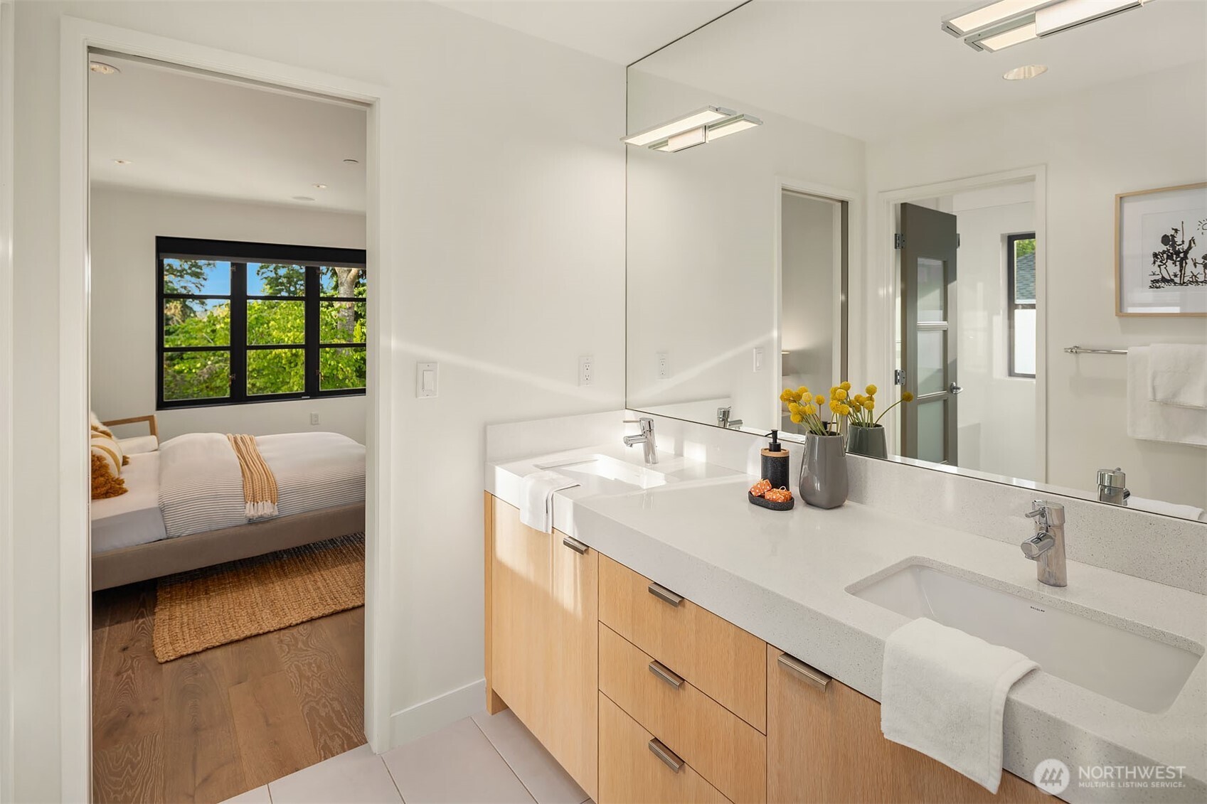 Jack & Jill Bath