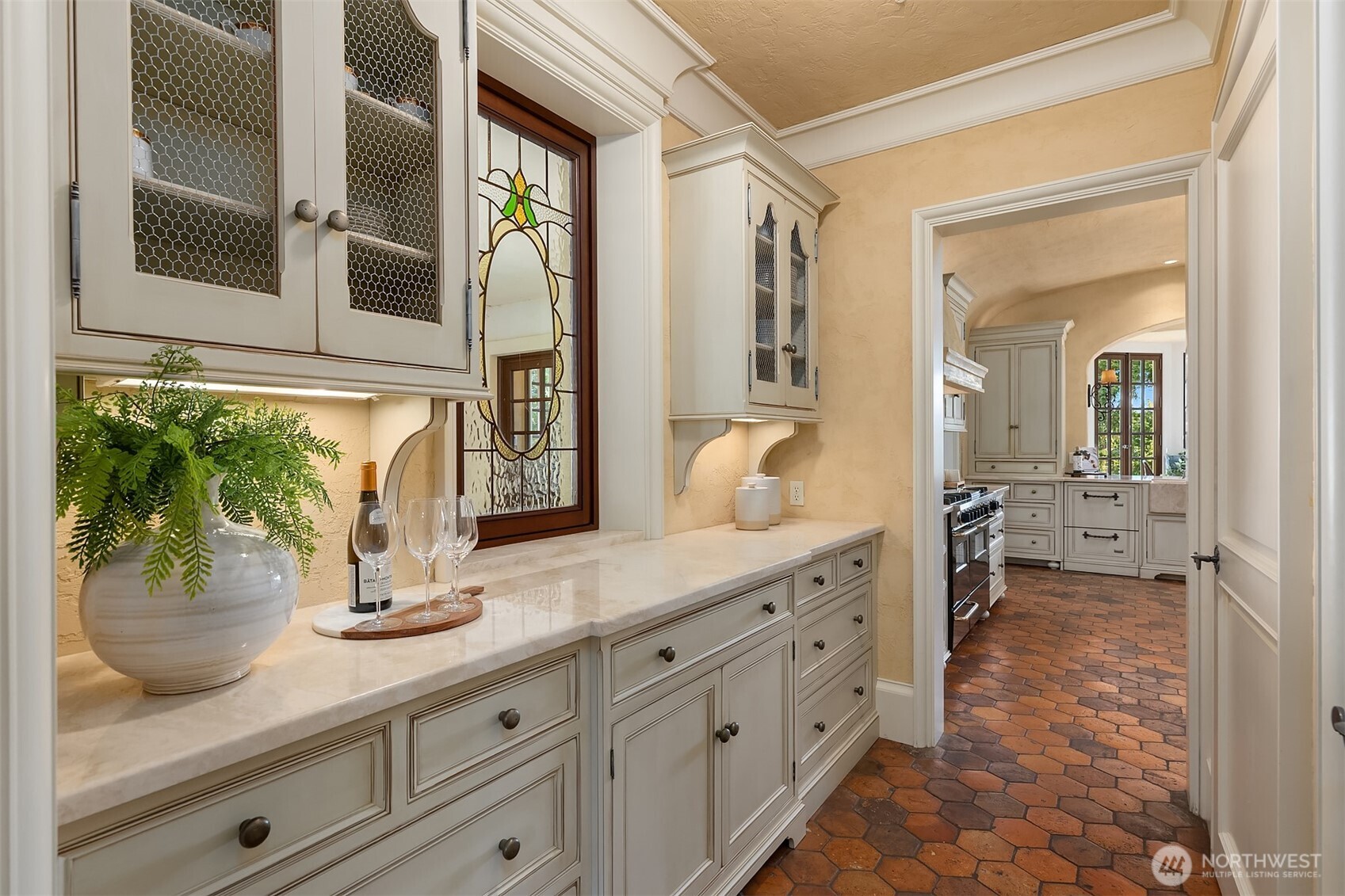 East Facing Breakfast Room
