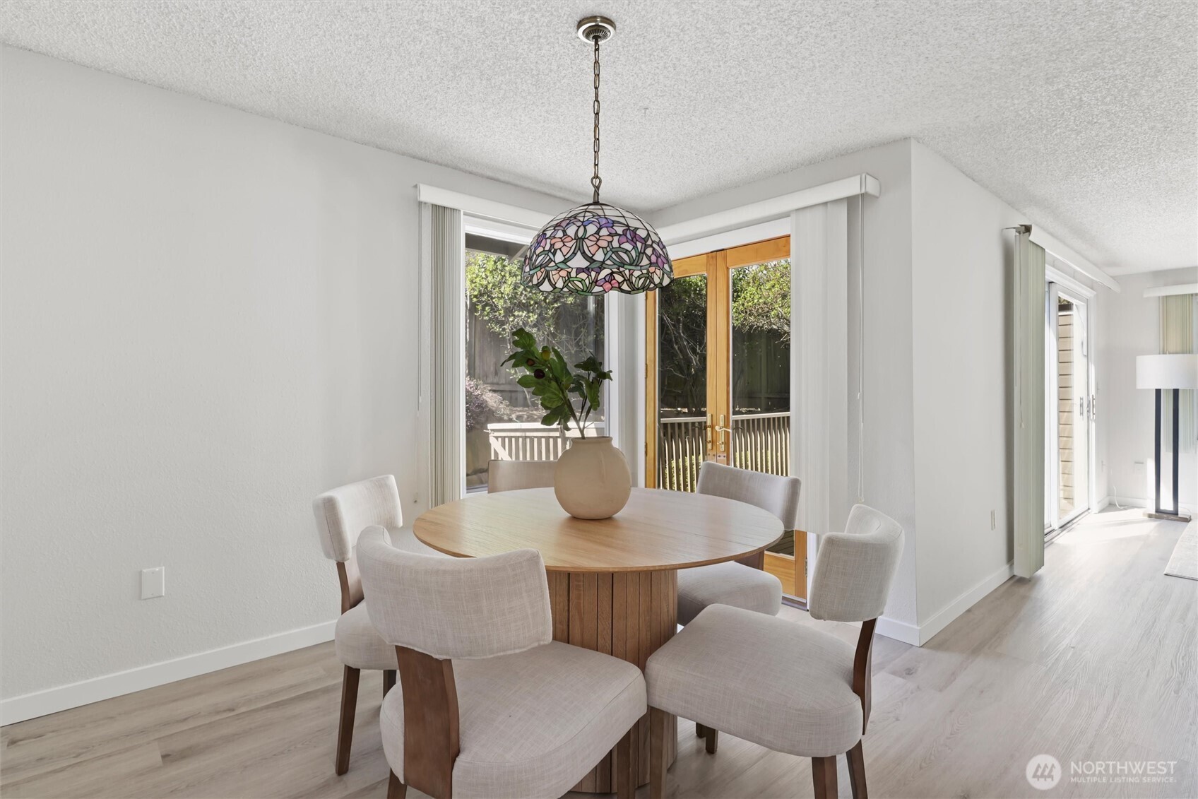 Dinning room with patio doors to the deck.