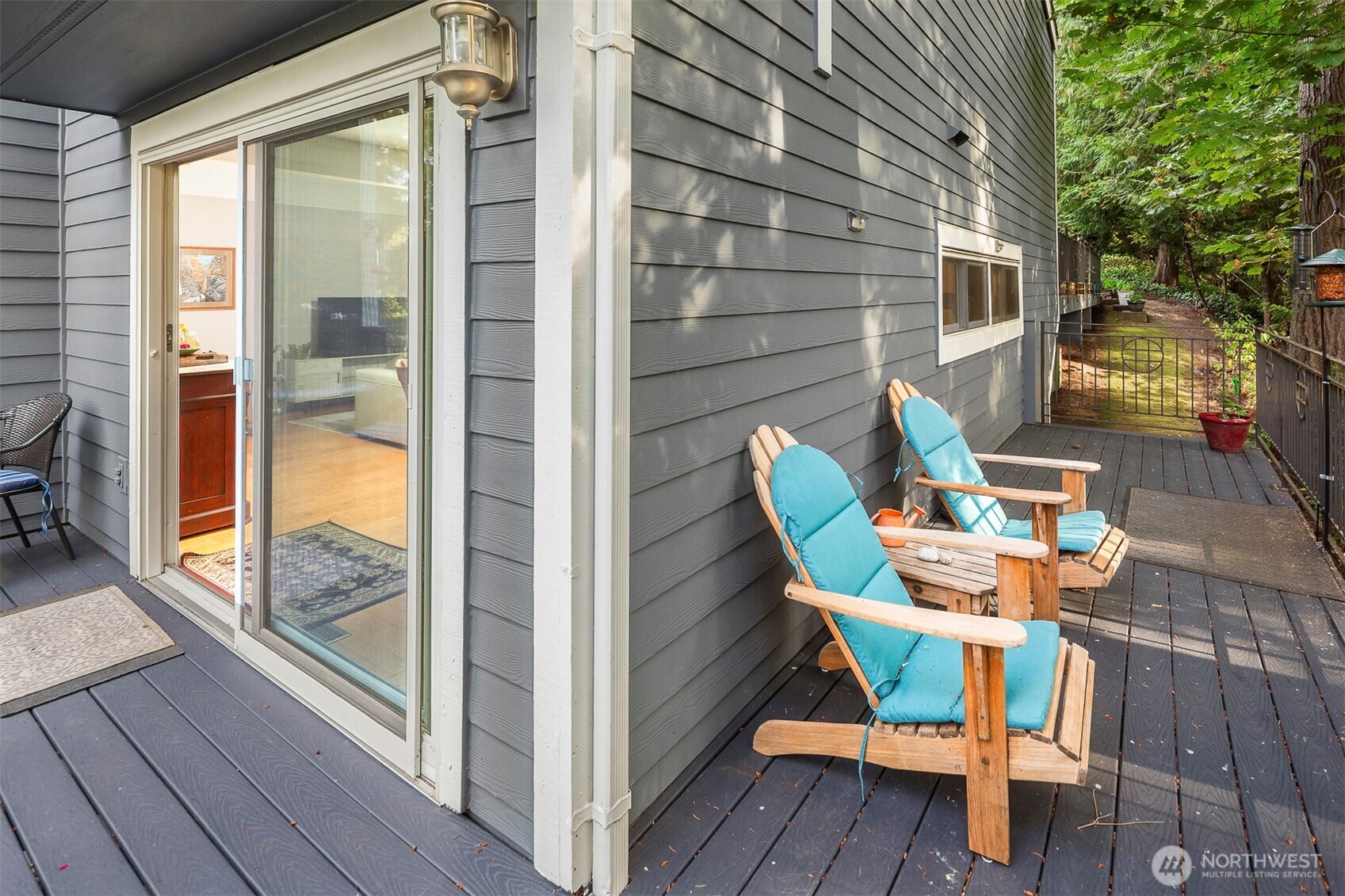 One of two wrap-around decks - enjoy the Northwest lifestyle!