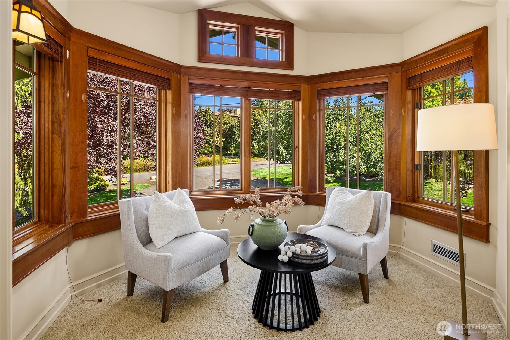 Ensuite Sitting Area