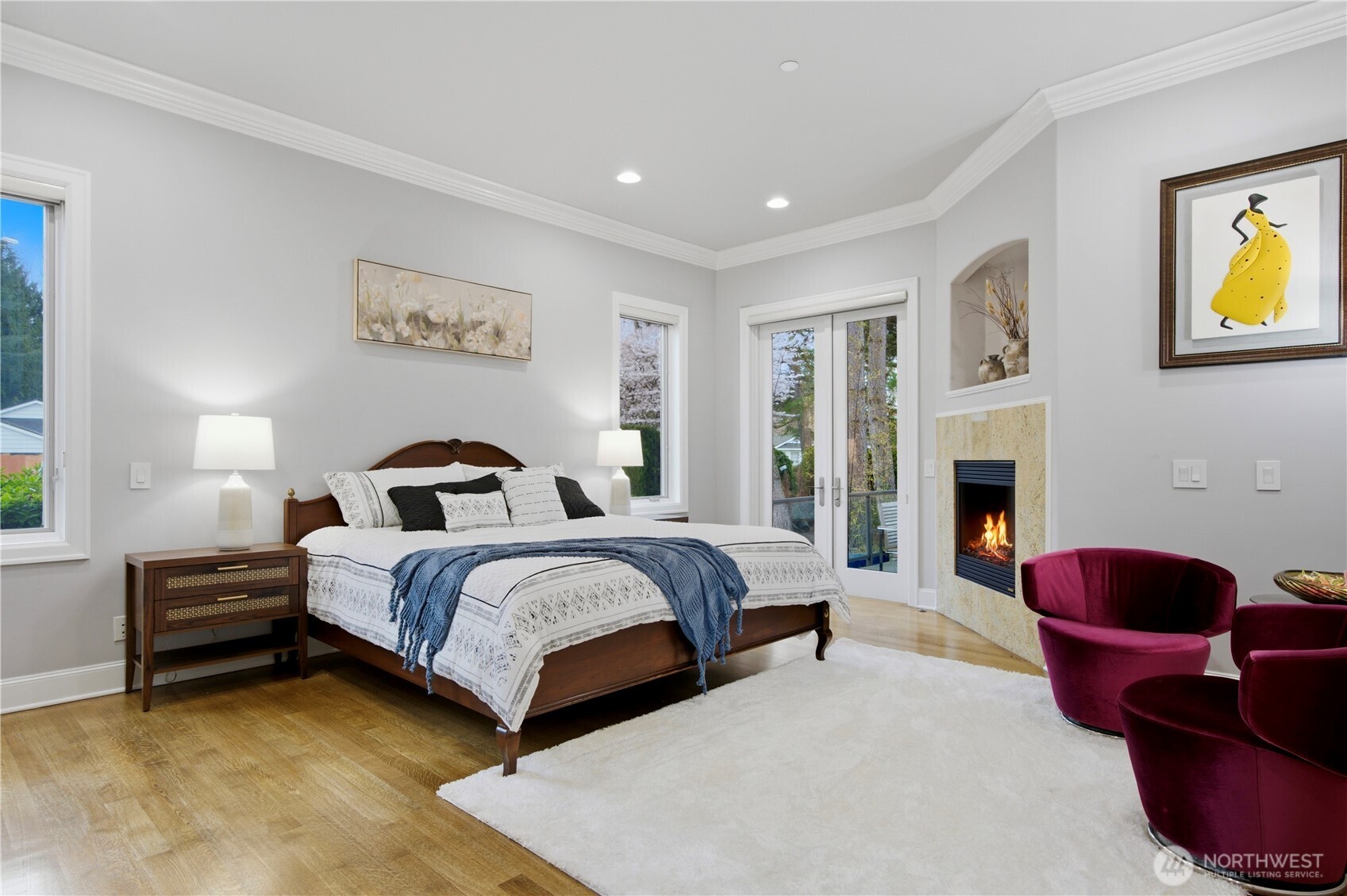 Main Floor Jr Suite