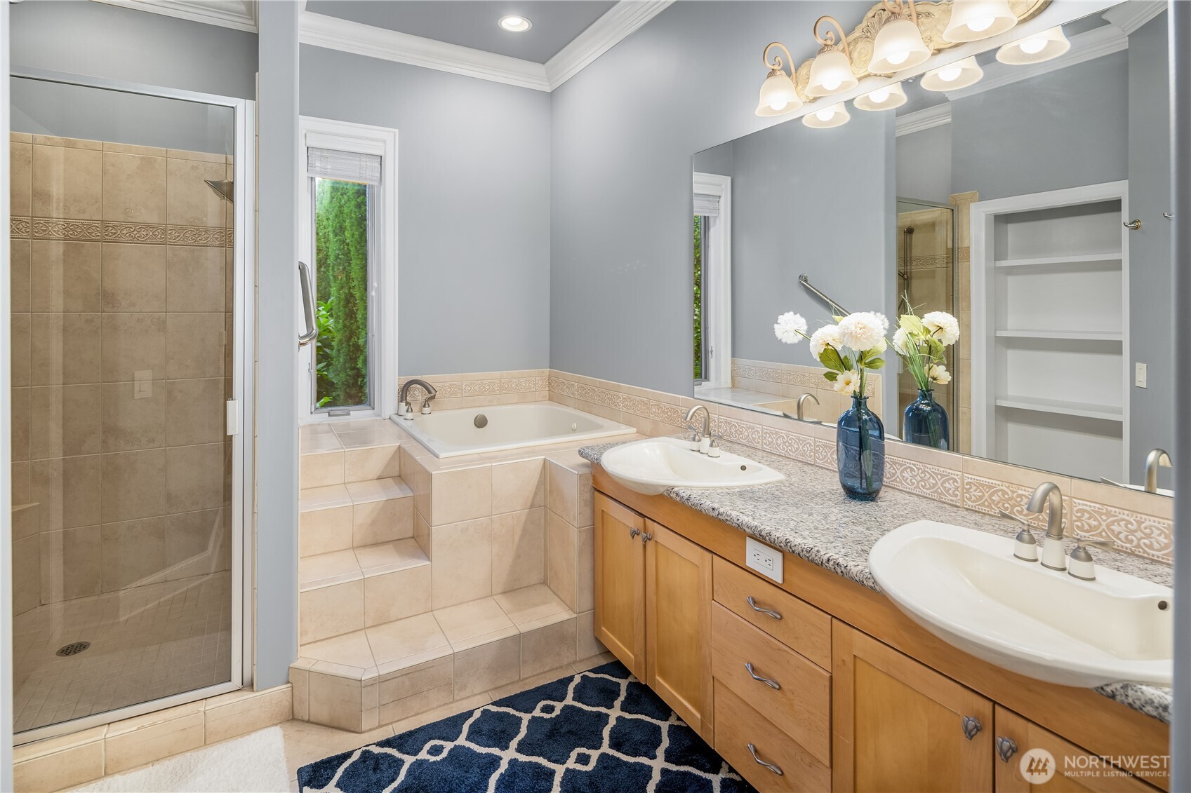 Main Floor Jr Suite Bathroom