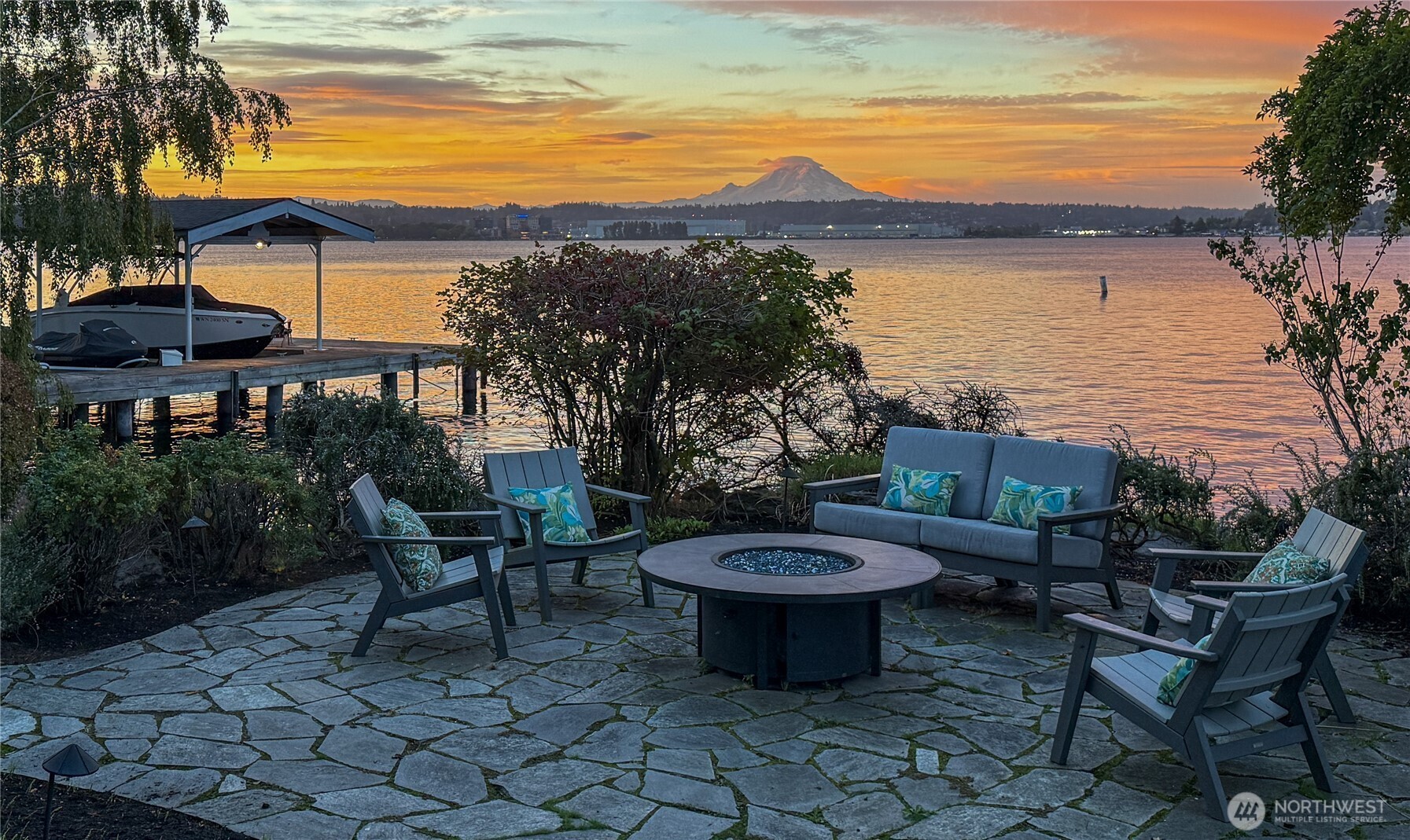 Gorgeous Mt Rainier views from the peninsula patio and dock